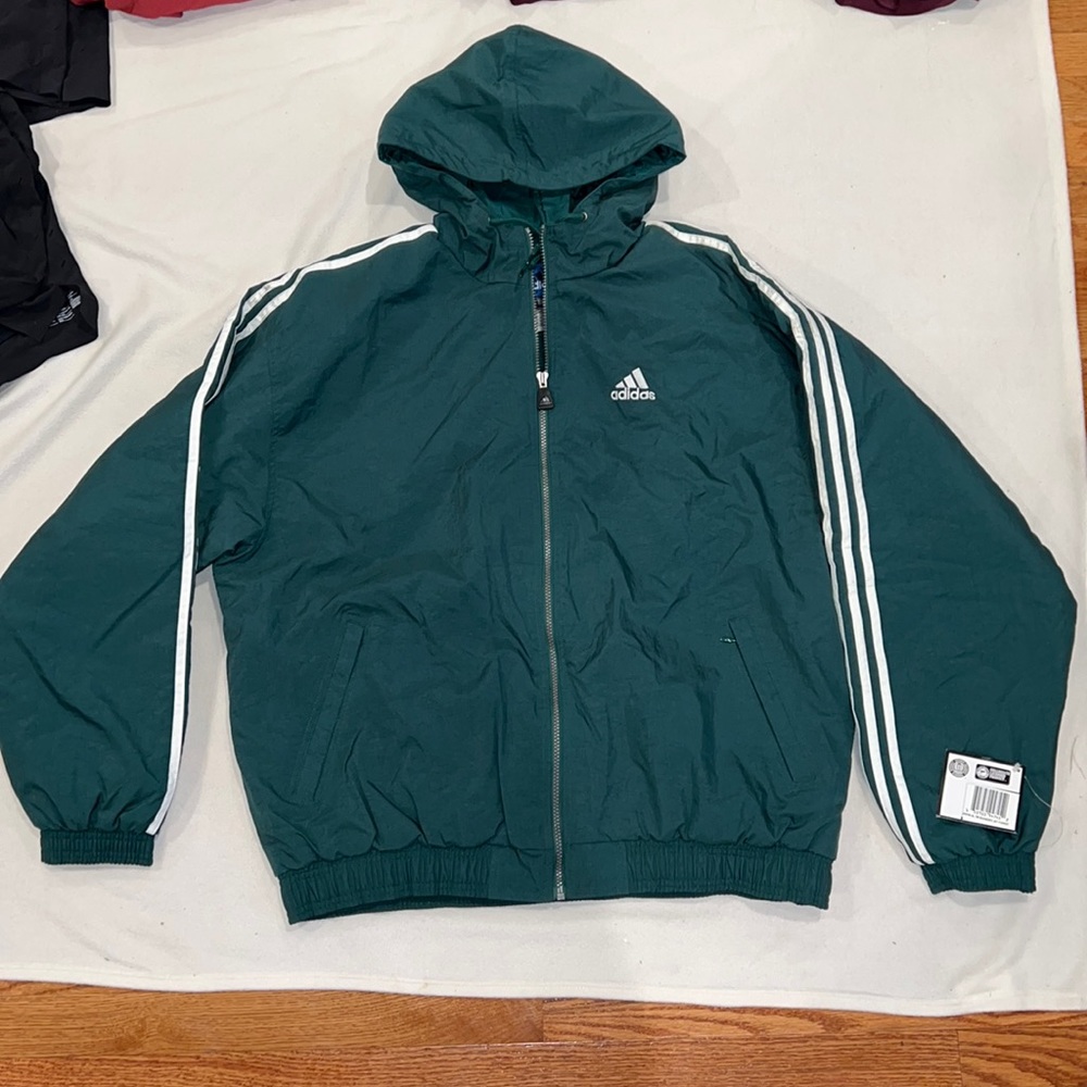 Adidas 90’s Insulated Puffer Jacket forest green.